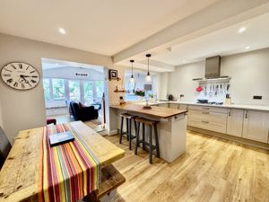 Photo 10- click for photo gallery